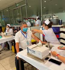 Việt nam sẽ tiêm dò liều với 3 tình nguyện viên trước khi tiêm cho 57 người còn lại. Cáº£ng Hkqt Tan SÆ¡n Nháº¥t 818 Can Bá»™ Nhan Vien Ä'Æ°á»£c Tiem Váº¯c Xin Phong Covid 19 Tá»•ng Cong Ty Cáº£ng Hang Khong Viá»‡t Nam Ctcp San Bay Viá»‡t Nam
