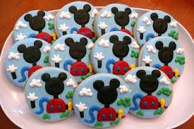 Mickey Mouse Clubhouse Disney Decorated Cookies To Use As Favor Mickey Mouse Clubhouse Birthday Party Mickey Mouse Themed Birthday Party Mickey Mouse Cookies