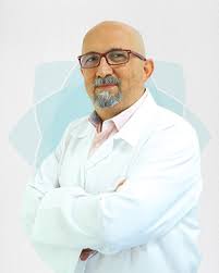 Dr Suat Gunsel Girne Universitesi Hastanesi Nde Gerceklestirilen Beyin Tumoru Ameliyati Ile Bir Hayat Daha Kurtarildi Dr Suat Gunsel Girne Universitesi Tip Fakultesi Hastanesi