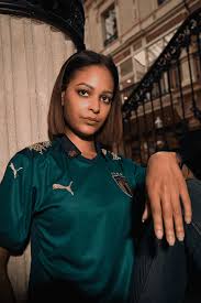 Comparer les prix des 27 maillots de foot italie disponibles parmi les offres des marchands et acheter moins cher avec idealo.fr ! Quand Les Maillots De L Italie Deviennent Des Oeuvres D Art Footpack