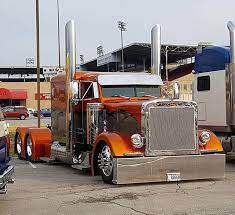 Peterbilt Custom 379 Lowrider Trucks Big Trucks Big Rig Trucks