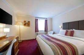 We welcome people from all over to come and enjoy the beauty and hospitality offered at dudley's inn. The Quality Hotel Dudley From 37 Book Now Lodging World