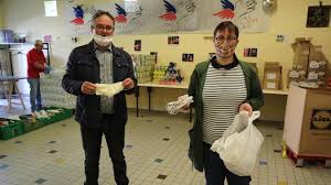 Christopher nolan nous plonge en. Etaples Sur Mer 120 Masques Offerts Par Une Beneficiaire Au Secours Populaire