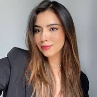 Lorena Cahue's Instagram, Twitter & Facebook