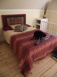I didn't have the heart to make those girls get up even though they wouldn't look at the camera and i had never made a bed before. 15 Bed Frame 6 Steps With Pictures Instructables