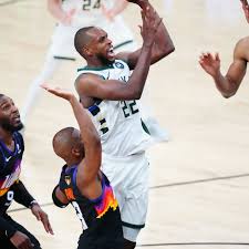 Enjoy the game between phoenix suns and milwaukee bucks, taking place at united states on july 14th, 2021. Milwaukee Bucks Vs Phoenix Suns Game 1 Recap Milwaukee Unable To Dig Themselves Out Brew Hoop