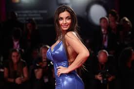 Andrea zelletta esce dal gf vip, le cose strane notate dai fan quando si parla di lui in casa. Chi Sono Flaminia E Lucrezia Lamborghini Le Sorelle Testimoni