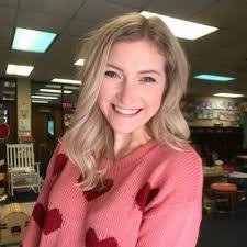 Mackenzie Lambert's Instagram, Twitter & Facebook