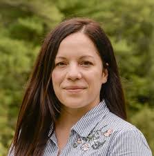 Susan Dilks's Instagram, Twitter & Facebook