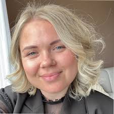 I volunteered in orange!