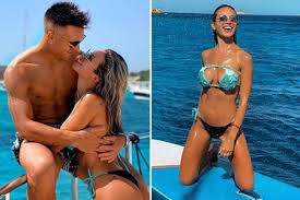 Model agustina gandolfo has been attempting to keep fan's spirits up while in lockdown with the inter milan star. Lautaro Martinez And Girlfriend Agustina Gandolfo Pack On The Pda On Island Of Capera Holiday Fashionstyle Ng Fashion Style Nigeria