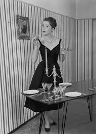 Free shipping on orders over $25 shipped by amazon. 40 Stunning Photos Of Entertaining At Home In The 50s And 60s