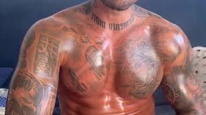 Police Man Oily Cumshoot With Dirty Talking, BoyGym