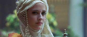 However i really do like this piece its very well painted and i happen to like eva green so i'm happy. Eva Green As Sibylla Kingdom Multiglom