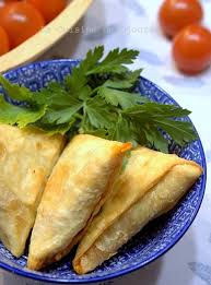 Samoussas Indiennes Pate Maison En 2020 Recettes De Cuisine Cuisine Indienne Samoussa Indien