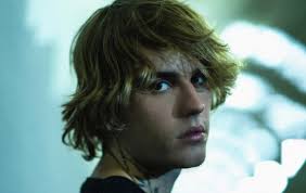 Justin bieber ha appena tagliato i suoi lunghi capelli! Justin Bieber Sorprende I Fan Con L Ep Freedom La Domenica Di Pasqua Blogsicilia Ultime Notizie Dalla Sicilia