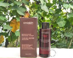 Kandungan utama dari kedua produk ini adalah aha, bha, pha, dan niacinamide. Review Avoskin Miraculous Refining Toner Exfoliating Toner Terjangkau Yang Tak Kalah Dengan Brand Luar Carolline S Beauty Blog