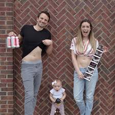 On this episode carly and jade sit down with mom, author and wife of major league baseball pitcher, stephanie montgomery. Bachelor In Paradise S Evan Bass Carly Waddell Expecting Baby No 2 People Com