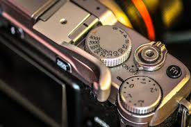 Harga kamera mirrorless dibawah 2 jutaan murah terbaik terbaru 2021 bekas second rekomendasi spesifikasi yang bagus kelebihan dan kekurangan. Rekomendasi Kamera Mirrorless 2 Jutaan Terbaik Digitechno Berita Teknologi Indonesia Terbaru