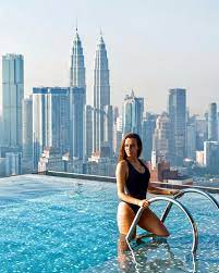 Cool Hotels In Kuala Lumpur With Infinity Pool Views Of The City Itsallbee Solo Travel Adventure Tips Amazing Swimming Pools Hotel Kuala Lumpur Hotel Swimming Pool
