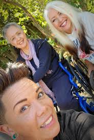 Sandra Bullock does magazine interviews