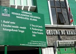 Stok soklin di gudang 15000 dos.pengembalian penjualan sales a 3/5 b 500 dos.penjualan soklin 12550 dos.pengembalian soklin dan langganan 2125 dos. Berita Utama Radio Nur 88 5 Fm Rembang Terbaru