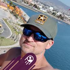 What is the maximum number of chickens that can be kept in a 10x10 run with  a 7x2 coop?