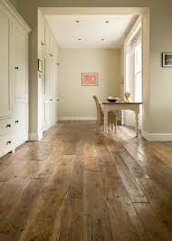 Changing Your Dusty Carpet For A Wooden Floor Reclaimed Wood Floors Pine Wood Flooring Pine Floors
