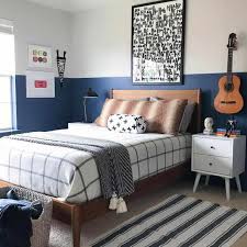 Black and grey teenage bedroom. 22 Cool Room Ideas For Teens