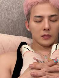 So handsome naman this guy 😍