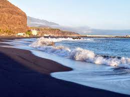 Colorful puerto de tazacorte on la palma island, canary islands, spain. La Palma Beaches Mantenimiento De Contacto Sl