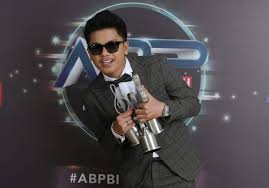 Anugerah bintang popular berita harian 33 (abpbh 33) edisi 2020 mempertandingkan sebanyak 13 kategori utama dan 5 kategori online. Tonton