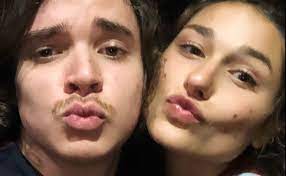 Veja o que joão figueiredo (joaobfigueiredo) encontrou no pinterest, que reúne as melhores ideias do mundo. Sasha Aparece Em Momento Intimo Com O Namorado Passou Do Ponto