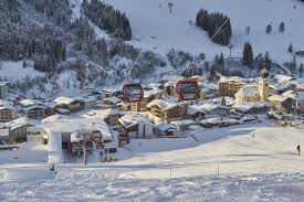 The resort is comprised of two villages, saalbach and hinterglemm, linked by lift systems and ski buses. Saalbach Hinterglemm Travel Advisor