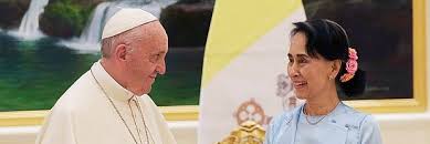 Just a few years ago, the onetime democracy activist, who serves as myanmar's foreign minister and de facto civilian leader. Die Birmanesische Politikerin Aung San Su Kyi Wird 75 Domradio De Katholische Nachrichten