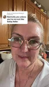 Lynn Dora's Instagram, Twitter & Facebook