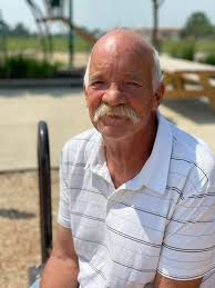 Thanks to the 6 guys who helped move a heavy piano