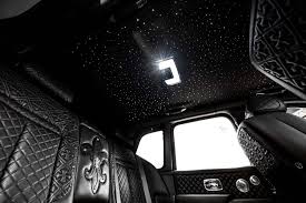 Pictures of rolls royce cullinan from every angle of the car like front and rear view, side view, top view & many more. Drake S Custom Rolls Royce Cullinan Might Be The Ugliest One In The World Motorbiscuit Newsbinding