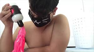 Chubby Teen Fingers himself and Rides Xerxes Bad Dragon