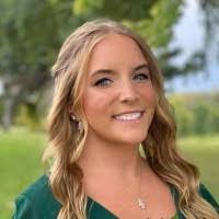 Helen Vanbuskirk's Instagram, Twitter & Facebook