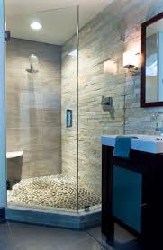 Le Carrelage Galet Pratique Revetement Pour La Salle De Bain Carrelage Galet Salle De Bain Design Idee Salle De Bain