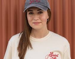 Amanda Linebaugh's Instagram, Twitter & Facebook