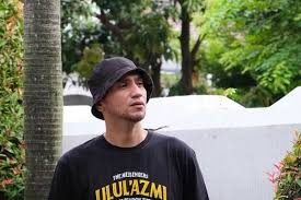 Kondisi suami richa novisha itu berangsur membaik dari hari ke hari. 10 Potret Gary Iskak Pemeran Reno Marcelino Di Pesantren Rock N Dut