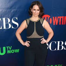 And while jennifer love hewitt couldn't make it down to texas for the event, she was on her costars minds. Jennifer Love Hewitt Starportrat News Bilder Gala De