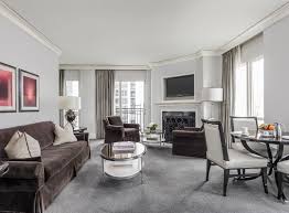 Best price guarantee on chicago hotels. Luxury Downtown Chicago Hotel Waldorf Astoria Chicago