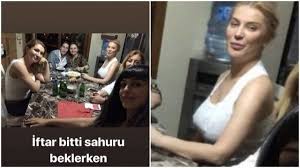 Apr 25, 2021 · songül karlı, derin göğüs dekoltesiyle sosyal medyayı yıktı geçti 21:44 • cumhurbaşkanı erdoğan, isim vermeden sedat peker'in iddialarına değindi: Songul Karli Nin Sutyensiz Sahur Paylasimi Elestirildi