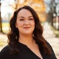 900+ "Maggie" profiles