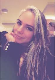 I will be away..will you miss me..is your heart beating 💓 for me?!?….  #seeyouagain #amor #love #mentalhealthmatters #yearning #abrasamemuyfuerte  #dontletmedown #women #vacation #descanso