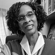 Steve Harvey's Barber . . . Says It All!: An Extra Ordinary Look at Hair  Care: Thomas, James, Leach-Johnson, Revonne: 9781452031484: Amazon.com:  Books