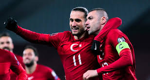 Découvrez la composition de l'équipe turquie de football : Euro 2020 Les Compositions Officielles De Turquie Italie